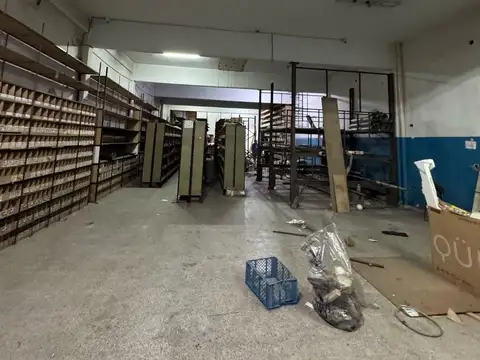 Galpón 1000m2 en 3 Plantas Zonif Mixtura 3 -  lote 8,66x36,5