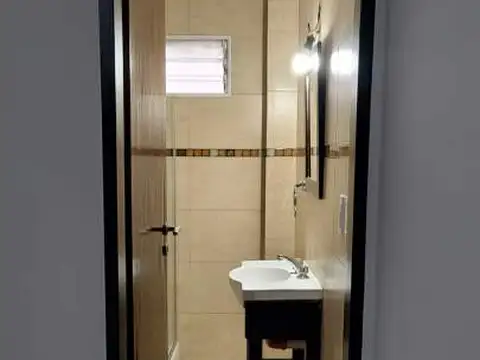 ALQUILER 2 AMBIENTES CON PATIO