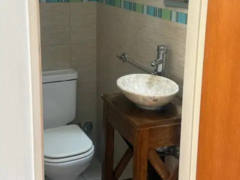 Casa 4 ambientes con 1 baño