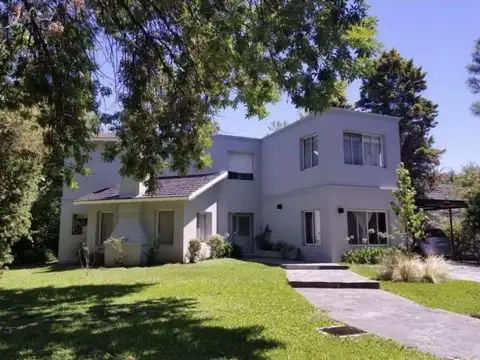 Excelente Casa En Venta En Pilar Del Lago