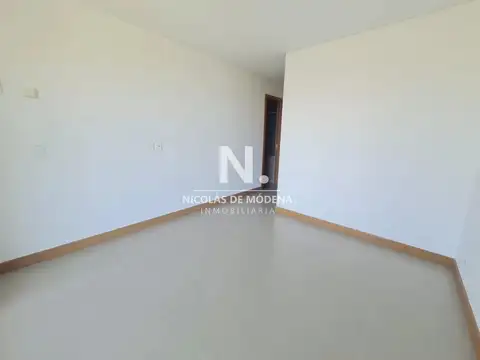 Departamento 4 ambientes con 3 baños