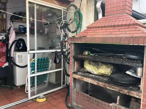 DUPLEX 3 DORMITORIOS CON COCHERA