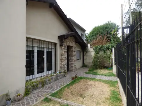 Casa en venta en Villa Elisa
