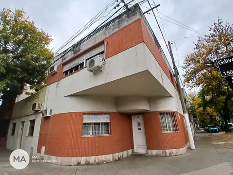 Casa 4 Dormitorios - Pres. Roca 2700 - España y Hospitales - Rosario | Venta