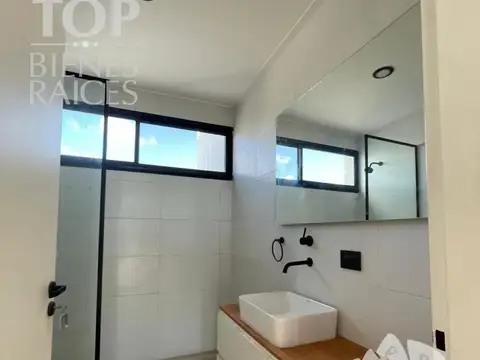 Casa-Venta-San Sebastián Escobar-al Agua con Muelle