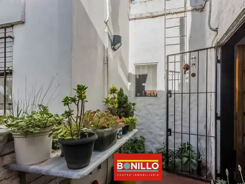 Depto Tipo Casa en Venta al Suroeste