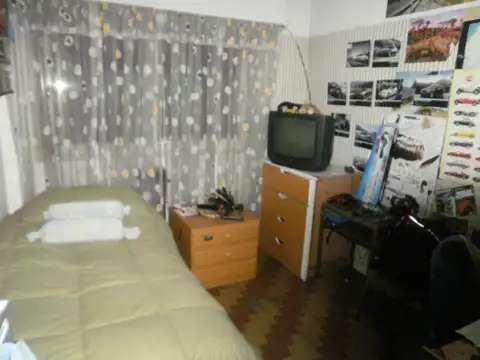 Depto Tipo Casa en Venta en Valentin Alsina, USD 70.000