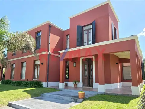 CASA EN VENTA EN COUNTRY LOS ALTOS DEL SOL PERMUTA