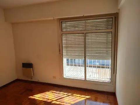 Depto Tipo Casa en Venta en Liniers, USD 110.000