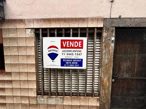 CASA 3 AMBIENTES EN LANUS OESTE CON TERRAZA