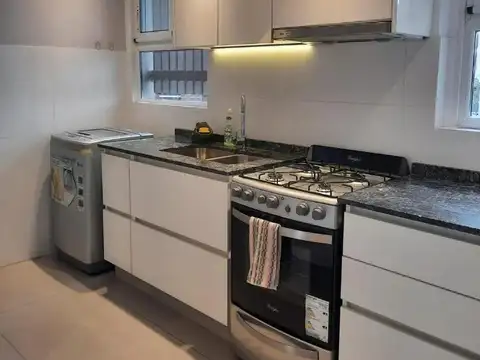 Venta depto 4 amb. semipiso a nuevo. APTO CREDITO Alsina 100. Ramos Mejía