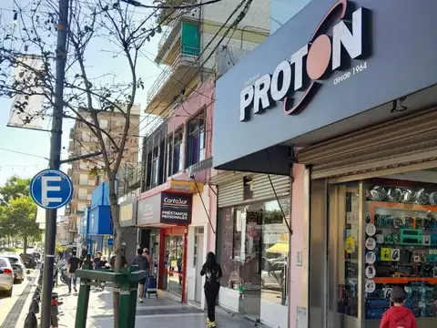 Avenida Ingeniero Agustín Rocca 200, Piso PB