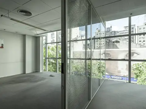 Oficina en Alquiler al Sur