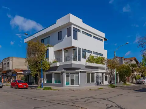 PH 3 AMBIENTES CON BALCON Y COCHERA, PERLA NORTE