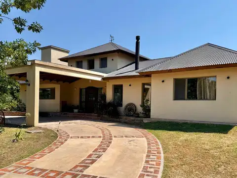 CASA EN ALQUILER 5 AMBIENTES, BARRIO MONET, LOS CARDALES