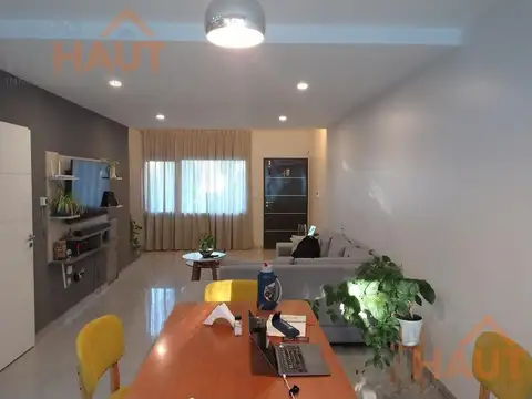 Depto Tipo Casa en Venta al Oeste