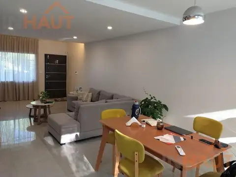 Depto Tipo Casa en Venta 2 años