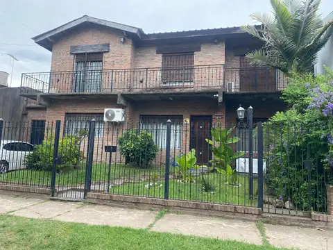 Florencio Sanchez  al 2600