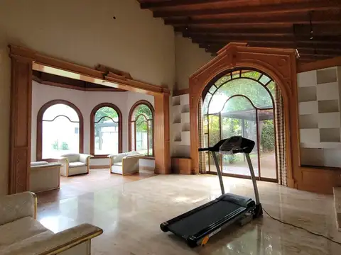 Casa en Alquiler al Oeste