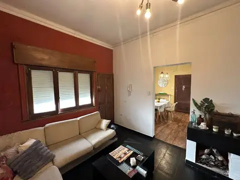 Depto Tipo Casa en Venta de 3 ambientes