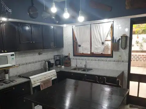 Casa en Venta en Villa Luzuriaga, USD 157.000