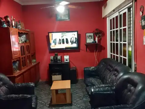 Casa en Venta en Adrogue, USD 88.000