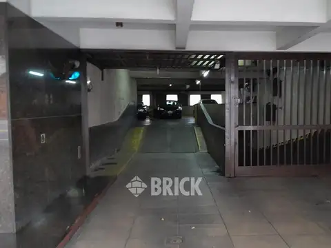 AV. LAS HERAS. al 2400 1°