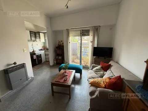 Depto Tipo Casa en Venta en San Isidro Vias / Rolon, USD 165.000