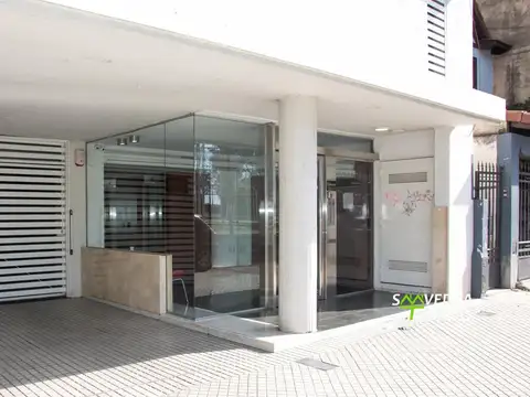 Rivadavia 2411 , Piso 7