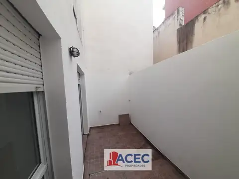 Depto Tipo Casa en Venta de 2 ambientes