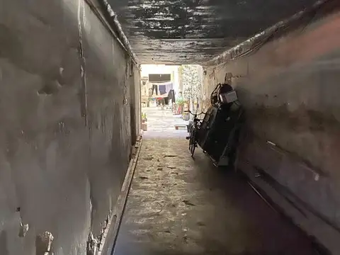 Galpon en Venta en Boedo, USD 169.000