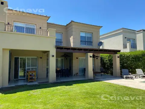 Hermosa casa amoblada  en  Los Alisos lote interno