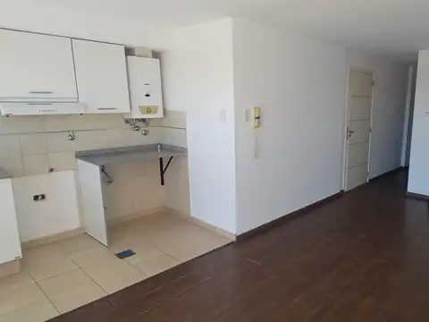 Departamento en Alquiler en Central Cordoba, $ 400.000