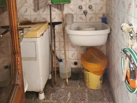 Pje. Cuenca 3277 (altura27 febrero  al 3200)