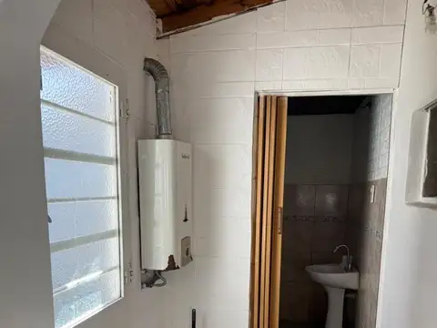 Casa 3 ambientes en alquiler Castelar Norte