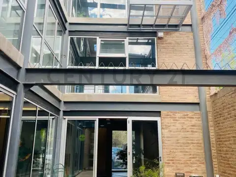 PISO Comercial OFICINA con vista al Corredor del Oeste