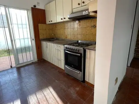 Depto Tipo Casa en Venta 47 años