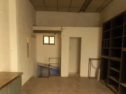 LOCAL COMERCIAL MORON CENTRO