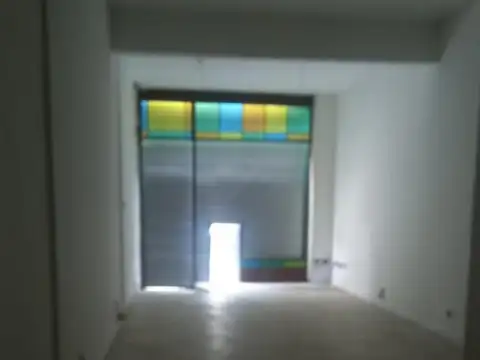 Local en Alquiler en Moron, $ 2.600.000