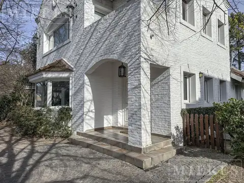 Casa en venta en Mayling Club de Campo