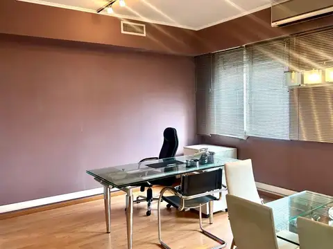 Oficina en Venta 45 años