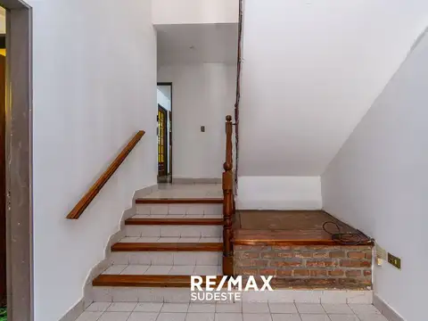 IMPONENTE CASA- DONADO 400. EXCELENTE UBICACION