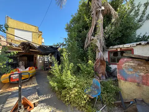 VENTA CASA 4 AMB EN  LOTE 267 MTS2 EN HAEDO