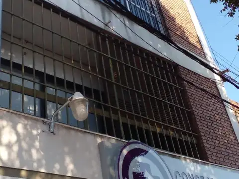 Avenida Belgrano 1000, Piso 1