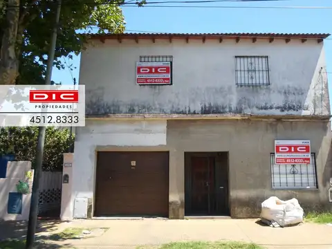 Buen Chalet 4 ambientes en 2 plantas  - Villa Ballester