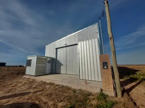 Galpón en venta zona infustrial Roldan