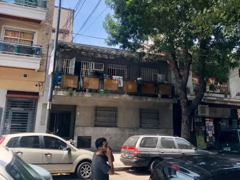 Jose Leon Suarez 200, Piso PB