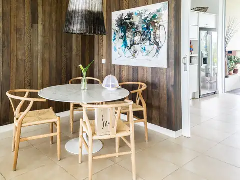 Departamento 4 ambientes con 3 baños