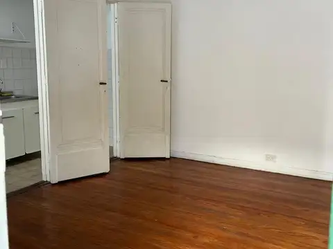 Departamento en Venta en Balvanera, USD 69.000