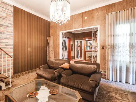 Casa en Venta con 1 cochera